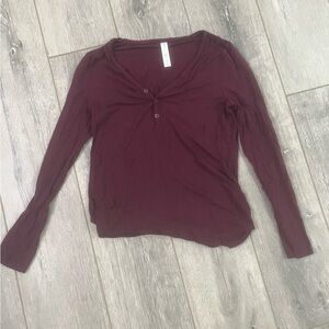 Athleta long sleeve vneck